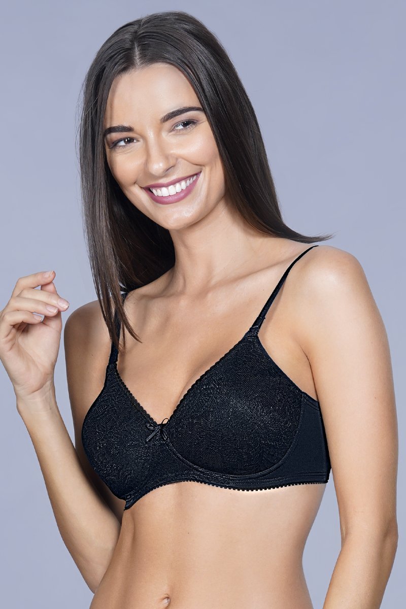 Buy Padded Non-Wired Full Cup Self-Patterned Bra in Black - Lace