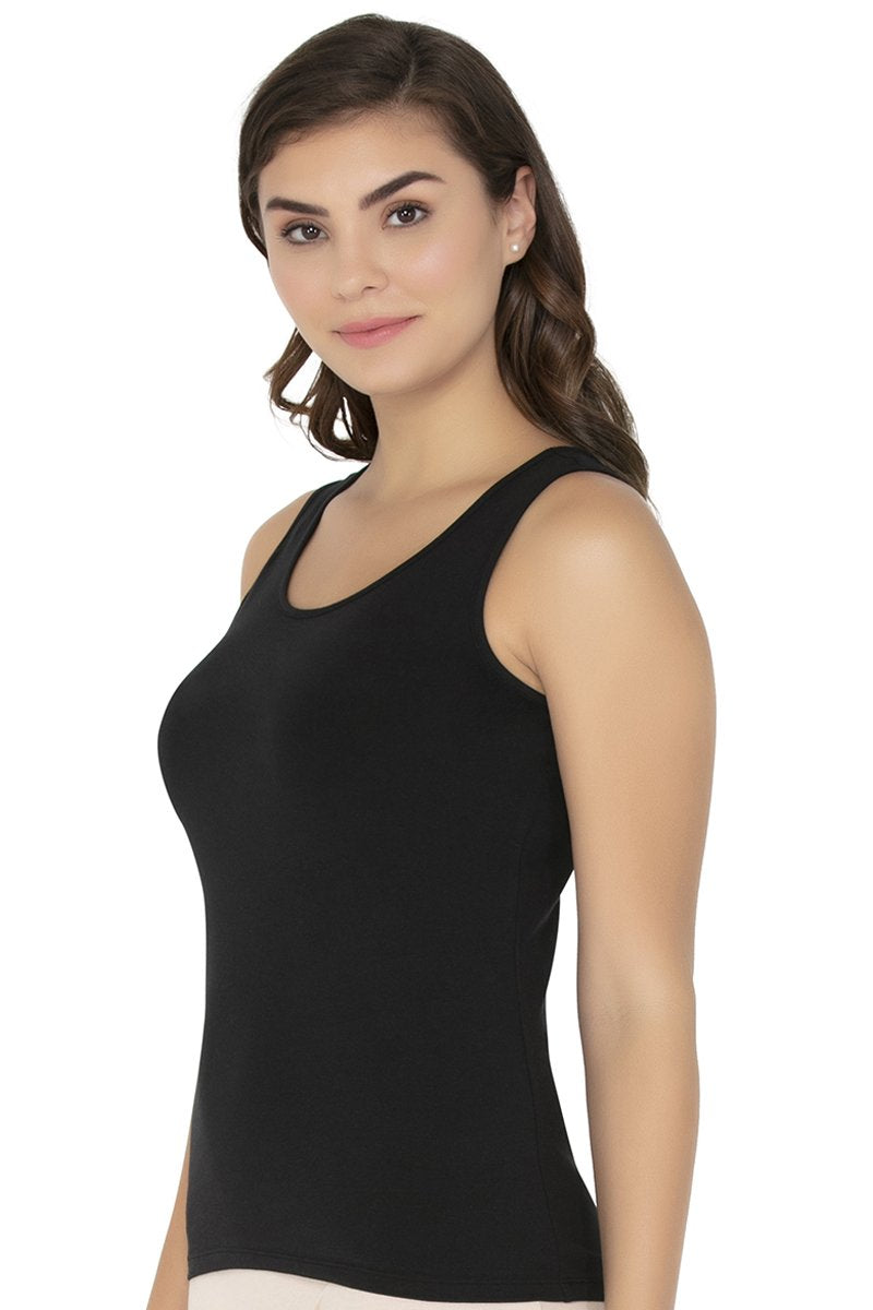 Black Plain Women's & Girls' Solid Ribbed Crop Tank Top at Rs 340